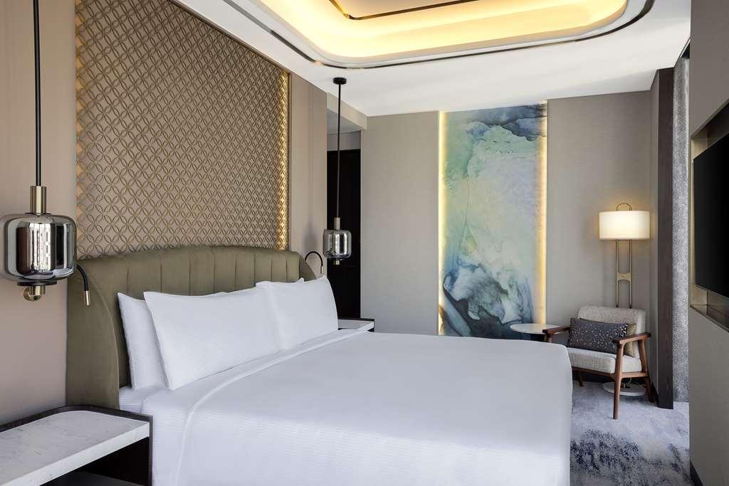 Embassy Suites By Hilton Dubai Business Bay Kamer foto