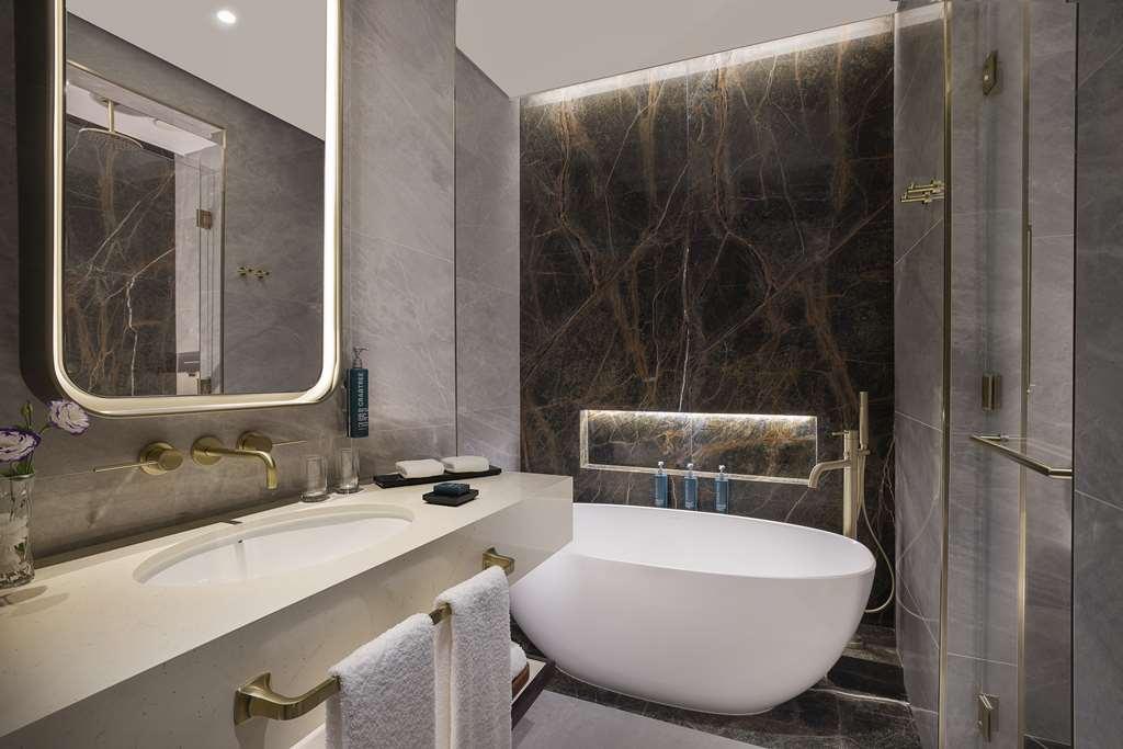 Embassy Suites By Hilton Dubai Business Bay Kamer foto