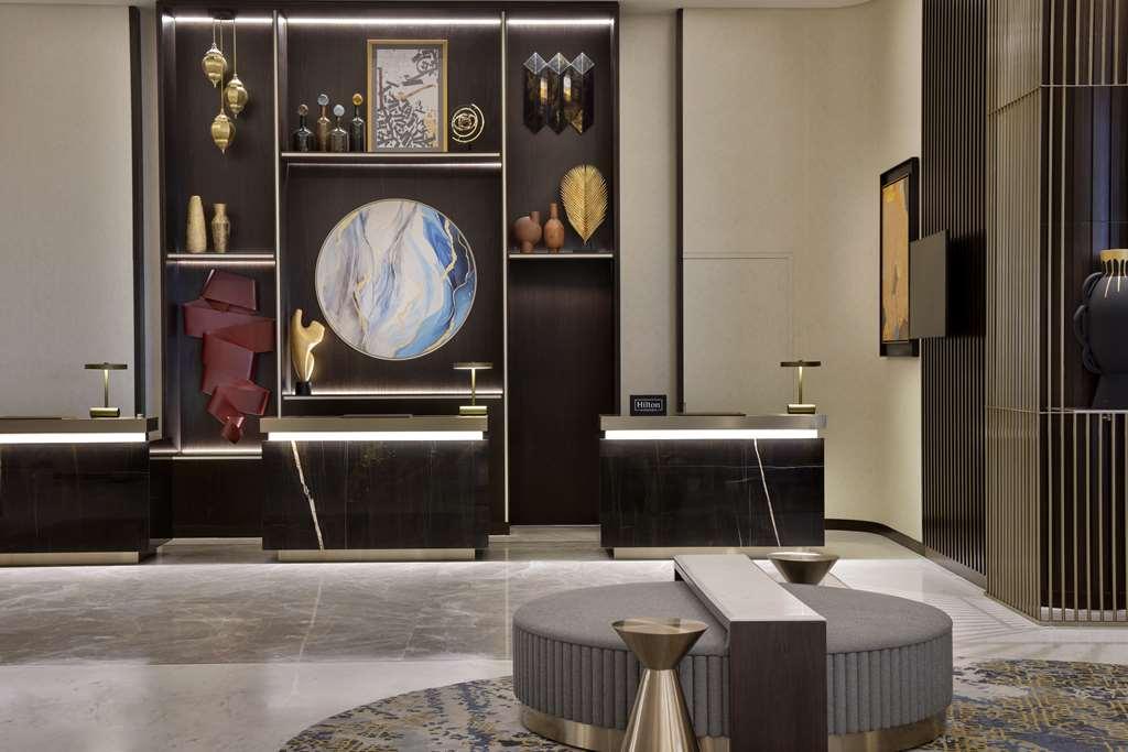 Embassy Suites By Hilton Dubai Business Bay Interieur foto