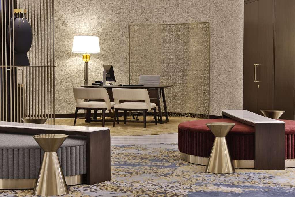 Embassy Suites By Hilton Dubai Business Bay Interieur foto